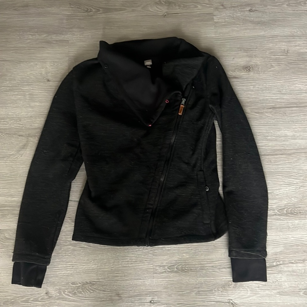 Bench jacket! Super cute and barely worn! Size M